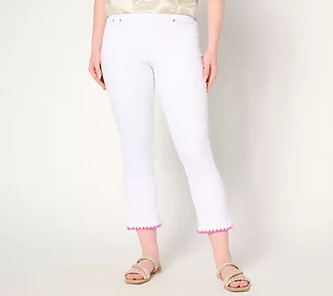 Belle by Kim Gravel Regular TripleLuxe Twill Crochet Trim Crop Jean 1 119544-belle-by-kim-gravel-regular-tripleluxe-twill-crochet-trim-crop-jean-1.webp