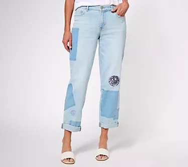 131241-logo-by-lori-goldstein-x-smiley-world-special-edition-regular-jeans-1.webp