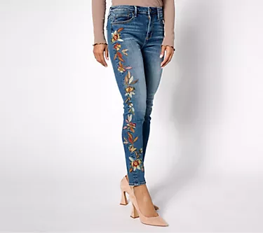 132355-driftwood-jeans-jackie-skinny-jean-feathery-leaf-1.webp