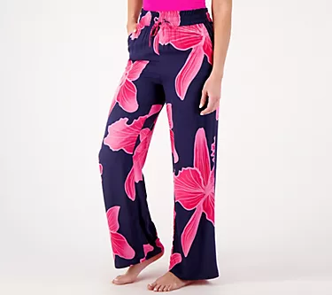 AmberNoon II by Dr. Erum Ilyas Regular UPF 30 Wide Leg Printed Pants 1 137794-ambernoon-ii-by-dr-erum-ilyas-regular-upf-30-wide-leg-printed-pants-1.webp