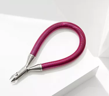 Tweezerman Grip & Snip Spiral Spring Cuticle Nipper