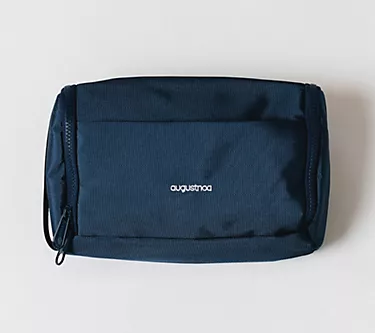 16474-augustnoa-dopp-kit-1.webp