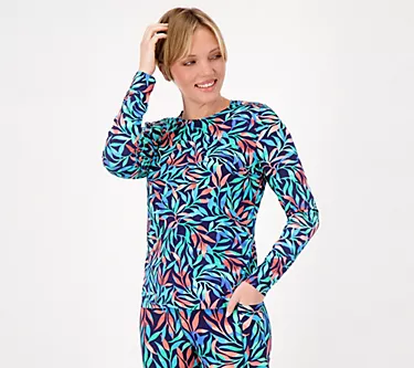 217186-lands-end-crew-neck-long-sleeve-upf-50-rash-guard-1.webp