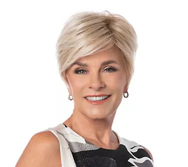 Toni Brattin Stylishly Savvy Wig 1 22610-toni-brattin-stylishly-savvy-wig-1.webp