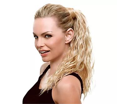 23641-hairdo-18-beach-curl-pony-1.webp