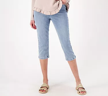 Isaac Mizrahi Live! Petite Knit Denim Pull on Capri Jeans