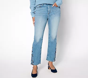 Driftwood Jeans Clara Ankle Flare Leg Jean - Moody Paisley 1 269180-driftwood-jeans-clara-ankle-flare-leg-jean-moody-paisley-1.webp