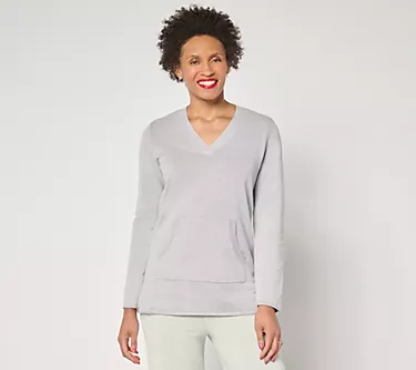 292805-barefoot-dreams-100-cotton-sunbleached-v-neck-pullover-1.webp
