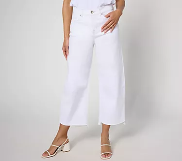 339006-logo-by-lori-goldstein-petite-barrel-leg-crop-jeans-1.webp