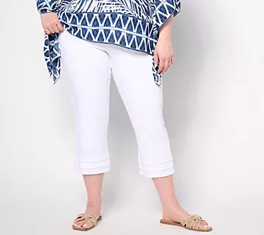 352845-belle-by-kim-gravel-pet-tripleluxe-twill-triple-fray-crop-jean-1.webp