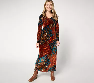 Attitudes by Renee Petite Printed Knit Velvet V-Neck Dress