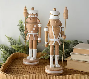 Home Reflections Set of 2 Fois Bois Nutcrackers