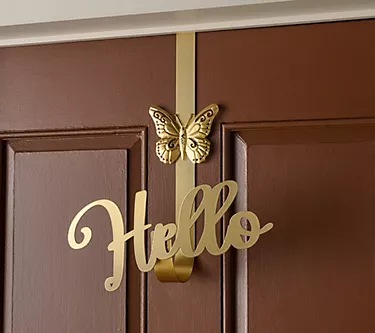 366671–as-is-17-metal-wreath-hanger-with-removable-icon-by-kim-gravel-1.webp