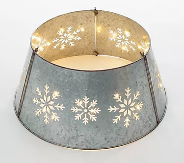 Glitzhome Indoor/Outdoor Snowflake Metal Tree Collar W/Lights