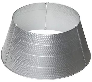 Glitzhome 26"D Hammered Metal Decorative Christas Tree Collar