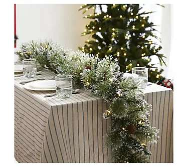 Glitzhome 9' Pre-Lit Frosted  Christmas GarlandSwag W/ Timer