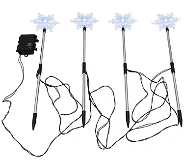 LumaBase 4ct Battery-Operated Snowflake Yard Li ghts