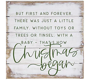 373155-sincere-surroundings-8-christmas-began-pallet-petite-1.webp