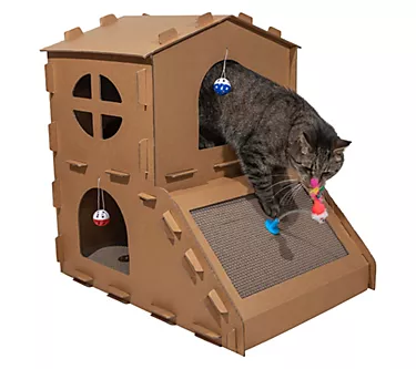 Petmaker Multi-Level Cat House with ScratchingPads and Toys