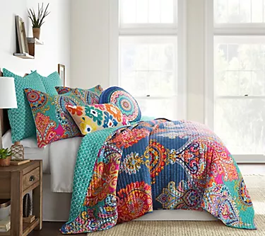 Levtex Home Fantasia 2-Piece Twin/Twin XL QuiltSet