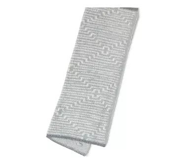 377194-barefoot-dreams-cozychic-geo-stripe-stroller-blanket-30-x-40–1.webp