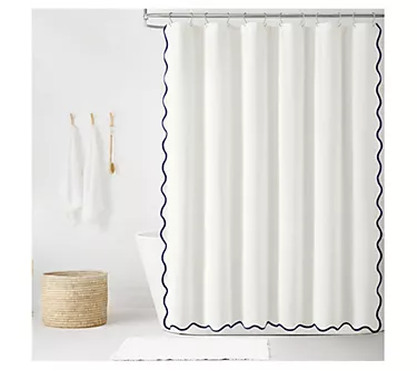 Lush Decor Coas tal Chic Scallo p Edge Shower C urtain
