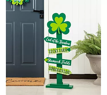 378486-glitzhome-36-h-st-patrick-s-wood-shamrock-wordsign-porch-1.webp