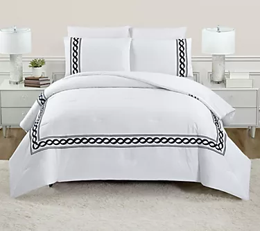 Dee Ocleppo Cable Border 3-Piece King ComforterSet 1 379581-dee-ocleppo-cable-border-3-piece-king-comforterset-1.webp