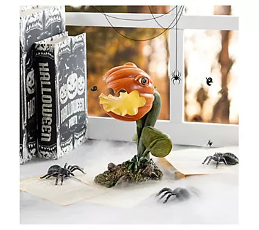 Glitzhome 9''H Halloween Resin Hungry Chomper Table Decor
