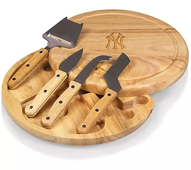 MLB Circo Cheese Cutting Board & Tools Set