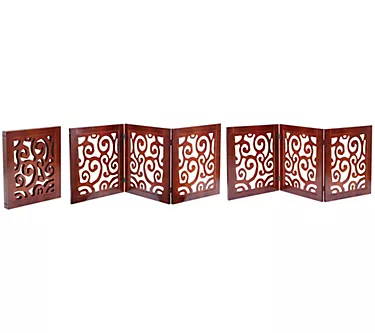Pet Store Scrolled Wooden Adjustable Gate