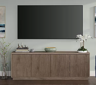 Hudson&Canal Hanson Rectangular TV Stand for TV's up to 75"