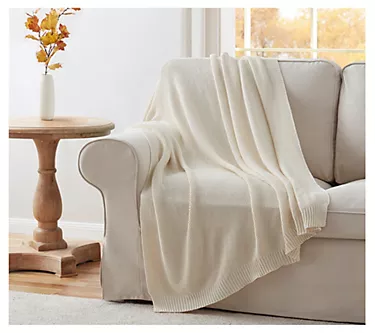 381800-vcny-home-charlie-chunky-sweater-knit-solid-cotton-throw-1.webp