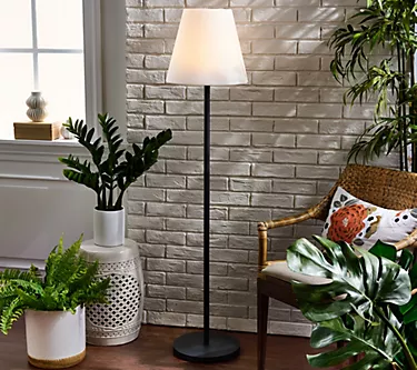 382924-garden-reflections-color-changing-led-solar-lamp-with-remote-1.webp