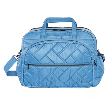 388090-lug-classic-quilted-duffel-bag-steamboat-se-1.webp