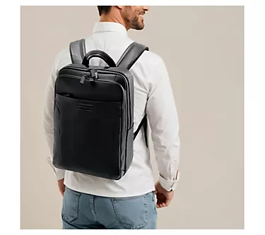 389212-american-leather-co-maxwell-leather-backpack-1.webp