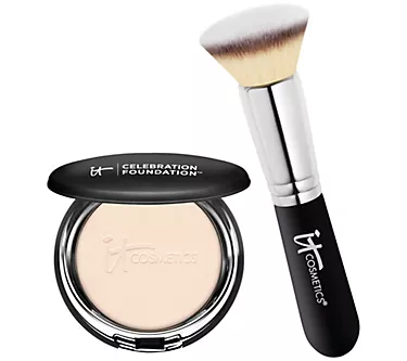 9498-it-cosmetics-celebration-powder-foundation-with-brush-1.webp